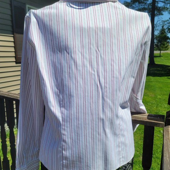 Evan Picone pinstripe button-up blouse, size 12 quickcare, EUC - Picture 7 of 7